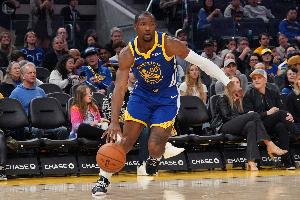 队记：勇士关于巴特勒或拉文的交易基本都不会涉及库明加