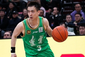 段冉：赵继伟、孙铭徽、李添荣、李弘权落选男篮集训名单有些遗憾