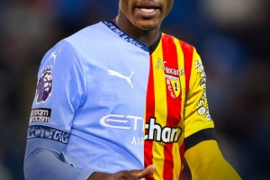 罗马诺：曼城19岁后卫朱马-巴今夏将被外租，赫罗纳是潜在下家