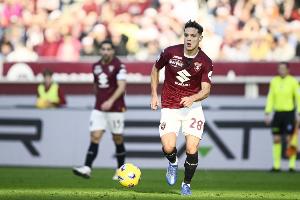 意媒：米兰有信心两天内签下里奇，可能将邦多和科隆博加入交易