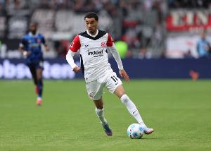 记者：利物浦加入埃基蒂克争夺战之后，纽卡就知道无望签下球员