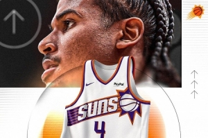 未换号！太阳官方：杰伦-格林新赛季将穿4号球衣出战