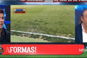 六台主持人：巴列卡诺主场草皮不佳，这根本不是西甲级别的草皮！