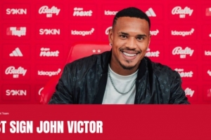 诺丁汉森林官方：博塔弗戈门将约翰-维克托加盟，双方签约3年