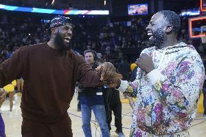 追梦认为詹姆斯是GOAT&乔丹让自己爱上篮球 静雨认同老詹历史最佳