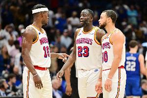 休赛期续约库明加&豪赌老将 新赛季的勇士是否重启争冠窗口？