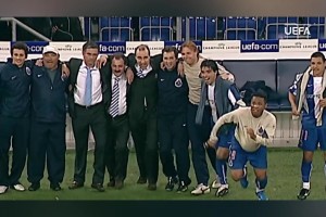 狂人出世！04年穆里尼奥率弱队波尔图夺的欧冠冠军！