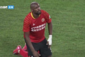 【集锦】中甲-辽宁铁人1-0广西平果 姆本扎抢射致胜