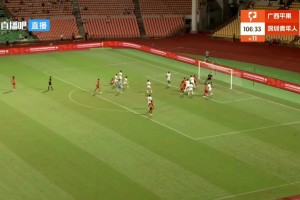 这球吹一辈子！广西平果球员补时上演凌空侧钩绝杀😱