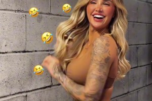 可恶！旺达又出来大秀身材啦，为啥这么多媒体找她拍照😗